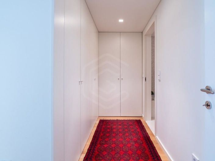 Image No.17-3 Bed Apartment for sale