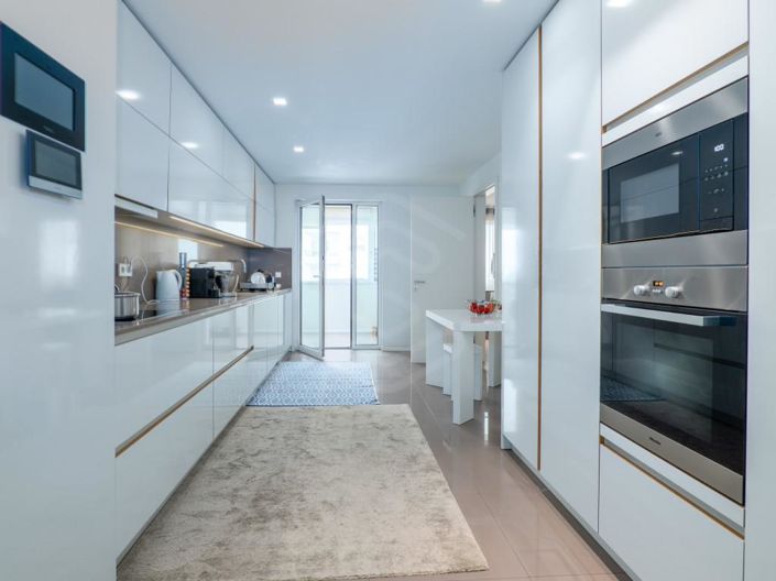 Image No.26-3 Bed Apartment for sale