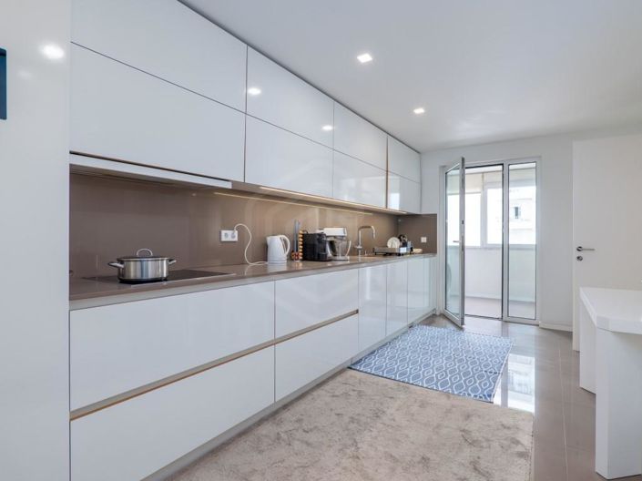 Image No.29-3 Bed Apartment for sale