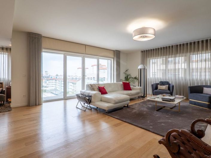 Image No.3-Appartement de 3 chambres à vendre à Porto