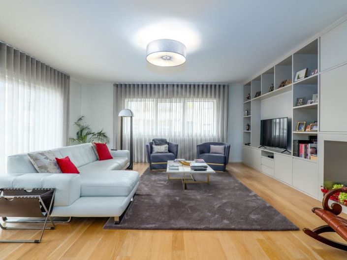 Image No.3-3 Bed Apartment for sale