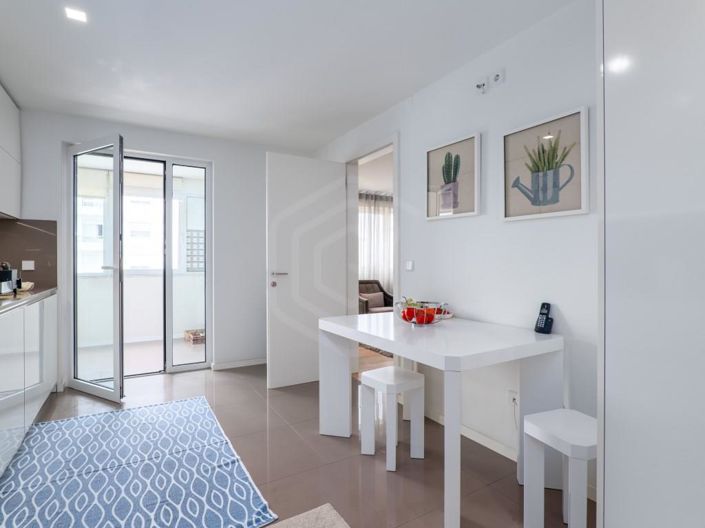 Image No.30-3 Bed Apartment for sale