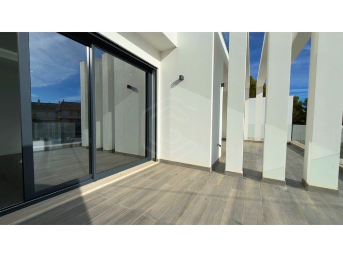 Image No.29-3 Bed House for sale