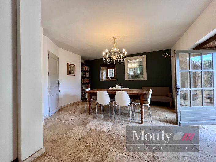 Image No.18-7 Bed House for sale