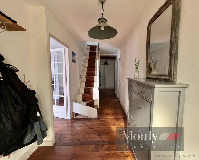 Image No.21-7 Bed House for sale