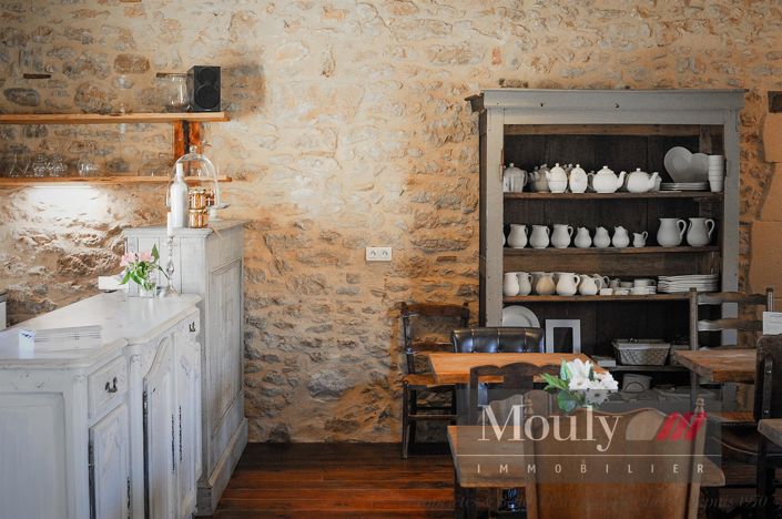 Image No.24-7 Bed House for sale