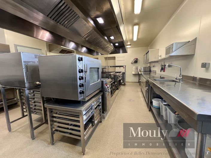 Image No.28-7 Bed House for sale