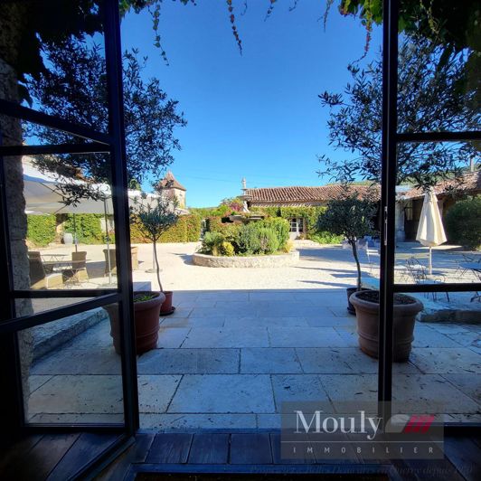 Image No.7-7 Bed House for sale