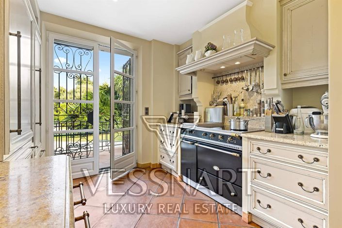 Image No.6-Maison de 9 chambres à vendre à Antibes