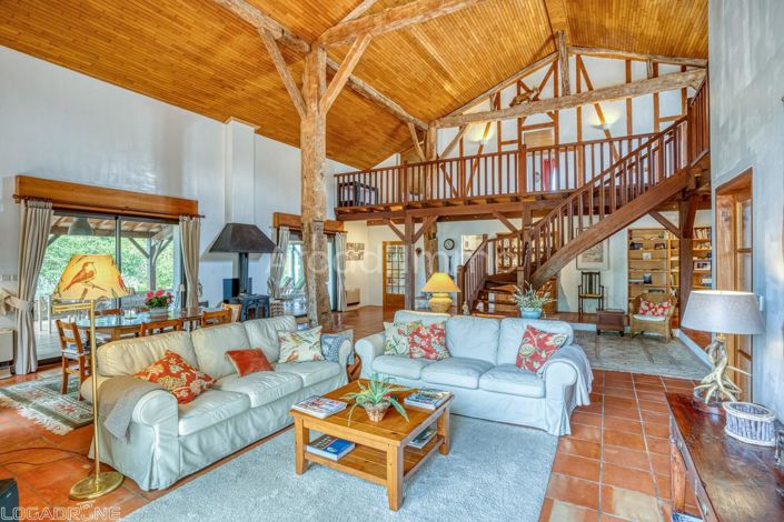 Image No.4-6 Bed House for sale