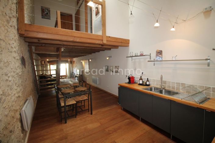 Image No.10-1 Bed House for sale