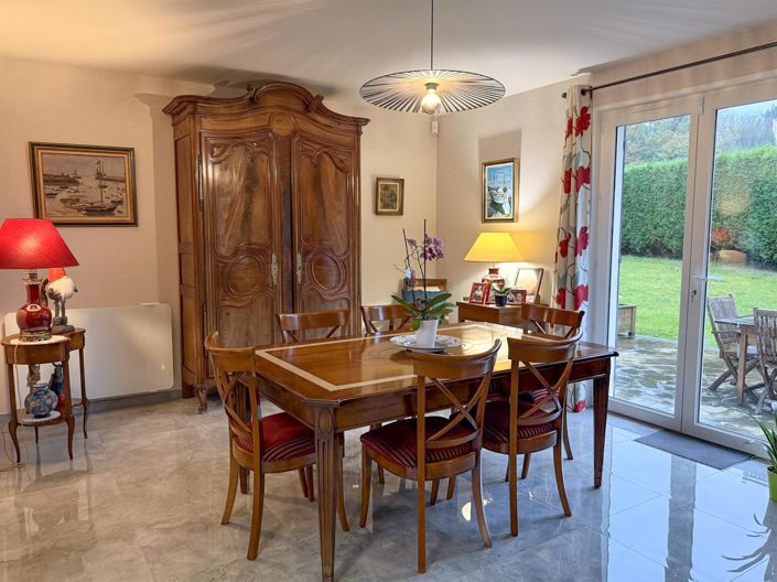 Image No.14-4 Bed House for sale