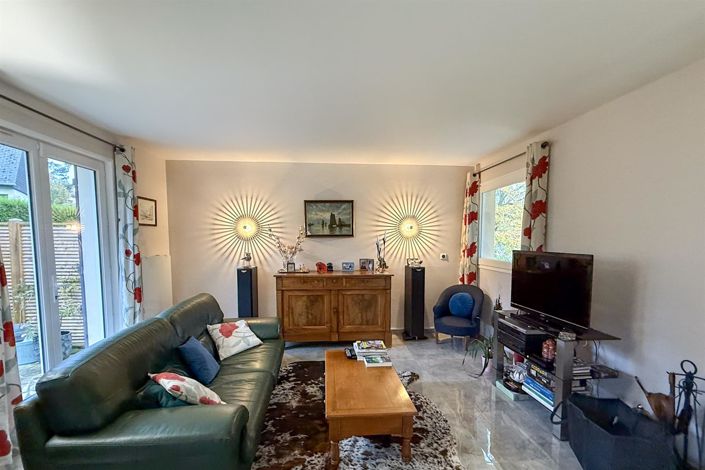 Image No.15-4 Bed House for sale