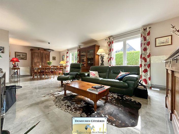 Image No.17-4 Bed House for sale