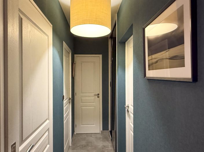 Image No.19-4 Bed House for sale