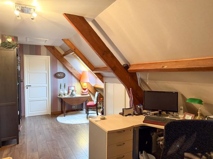 Image No.24-4 Bed House for sale