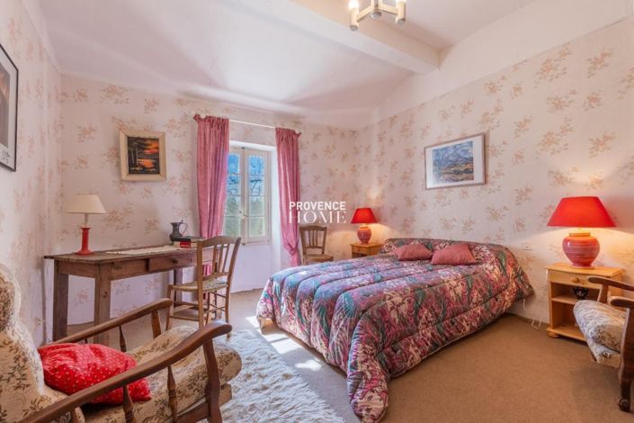 Image No.10-4 Bed House for sale