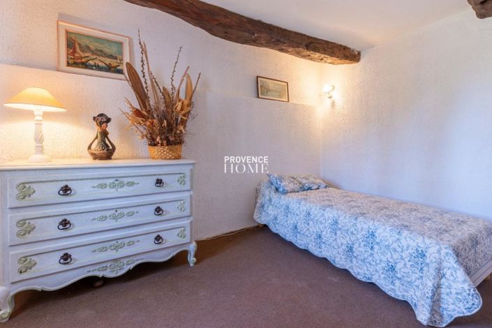 Image No.12-4 Bed House for sale