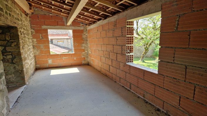 Image No.16-House for sale