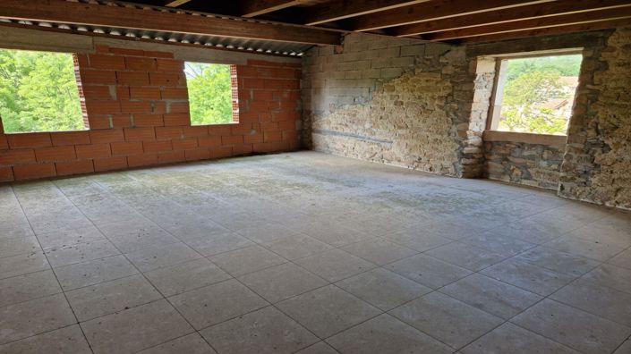 Image No.19-House for sale