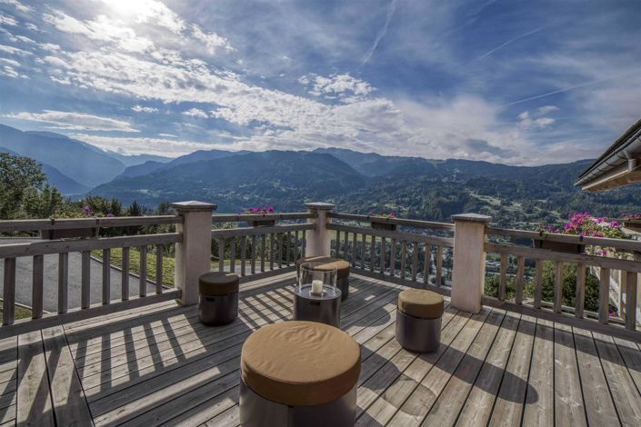 Image No.5-6 Bed House for sale