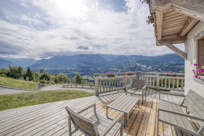 Image No.6-6 Bed House for sale