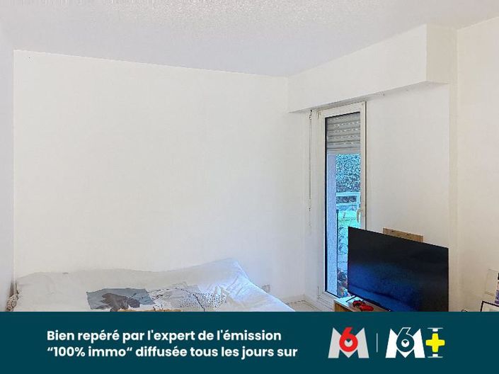 Image No.6-Apartment for sale