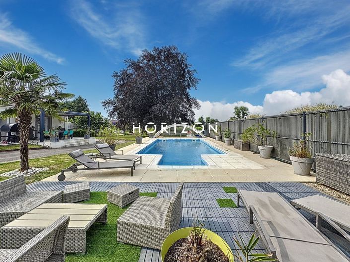 Image No.7-6 Bed House for sale