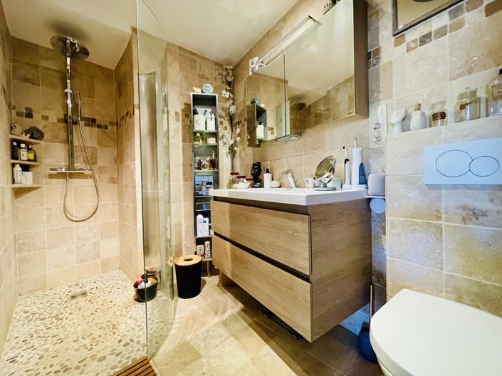 Image No.12-3 Bed House for sale