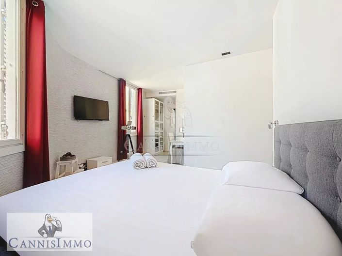 Image No.10-2 Bed Apartment for sale