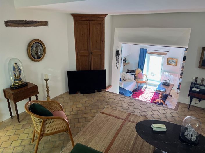 Image No.6-3 Bed House for sale