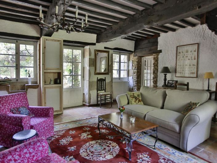 Image No.11-3 Bed House for sale