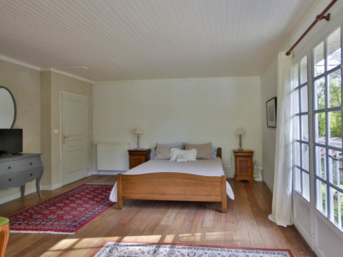 Image No.19-3 Bed House for sale