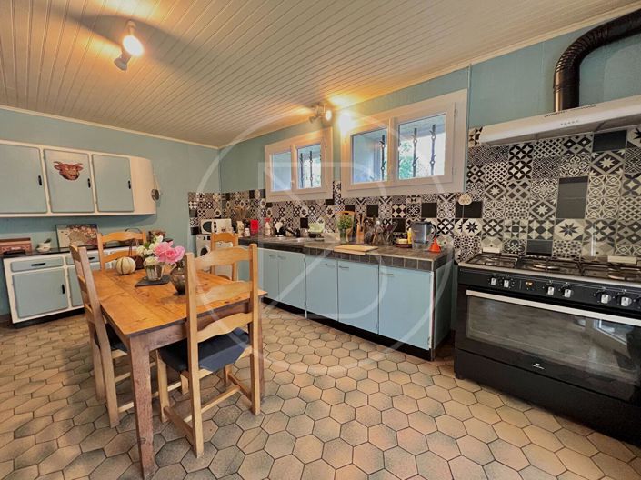 Image No.4-1 Bed House for sale