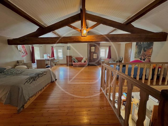 Image No.8-1 Bed House for sale