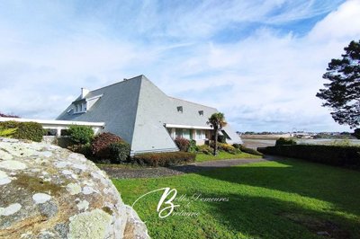 1 - Plouhinec, House