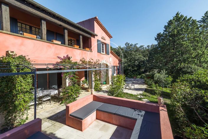 Image No.13-7 Bed House for sale