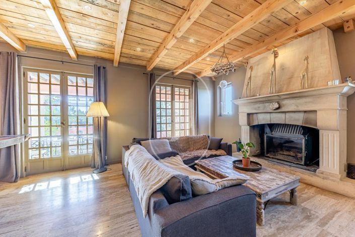 Image No.4-7 Bed House for sale