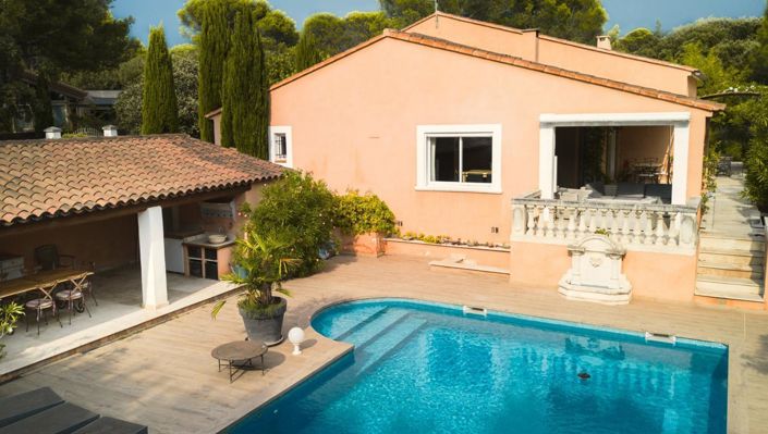 Image No.16-5 Bed House for sale