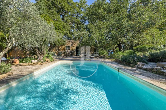 Image No.12-6 Bed House for sale