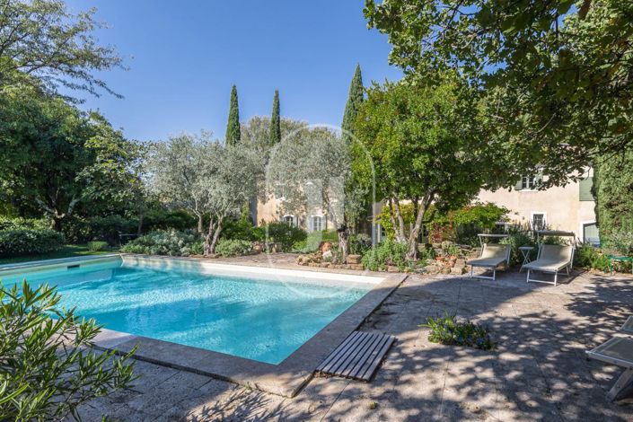 Image No.2-6 Bed House for sale