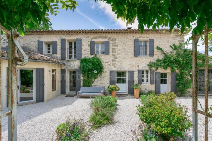 Image No.2-4 Bed House for sale