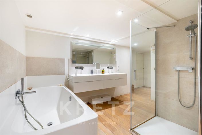 Image No.7-Appartement de 3 chambres à vendre à Rhône