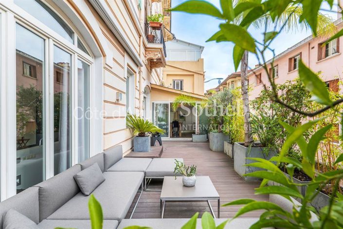 Image No.2-2 Bed House for sale