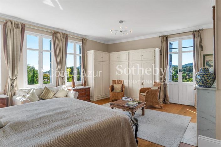 Image No.12-7 Bed House for sale