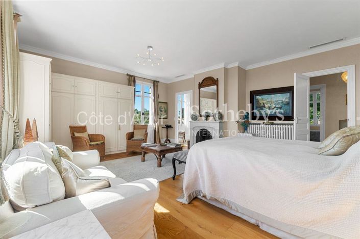 Image No.13-7 Bed House for sale