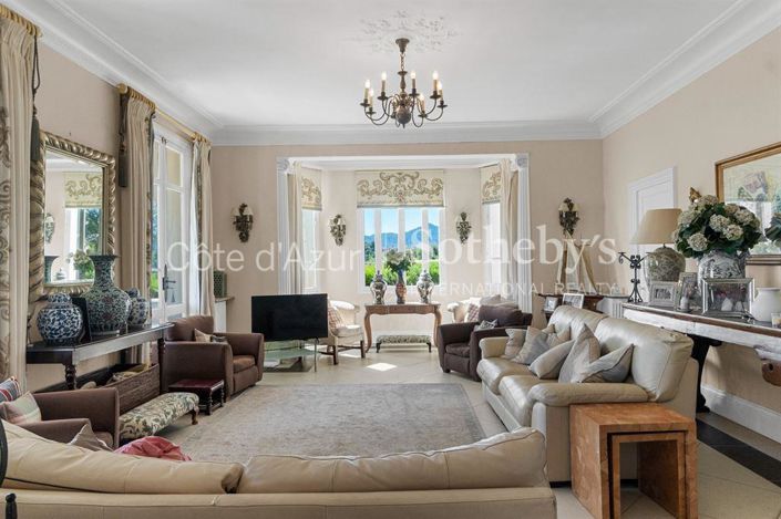 Image No.2-7 Bed House for sale