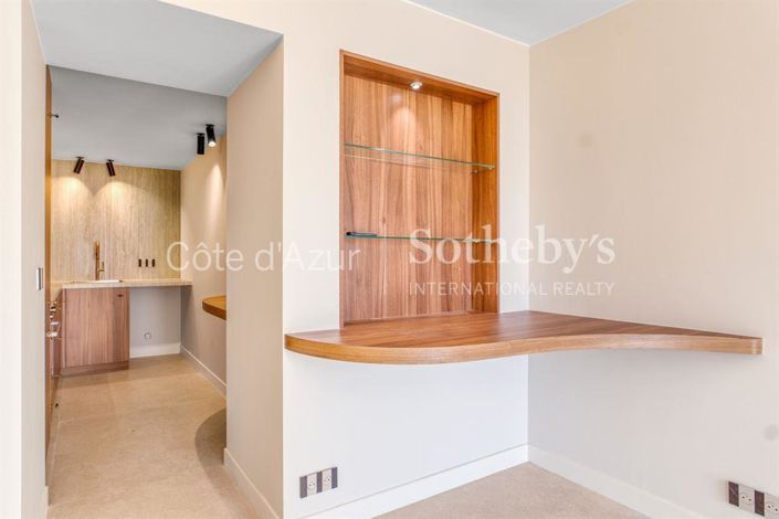 Image No.20-2 Bed House for sale