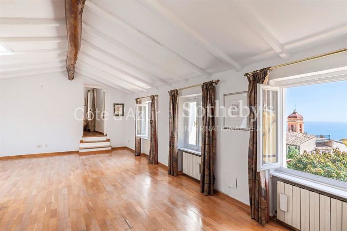 Image No.14-2 Bed House for sale