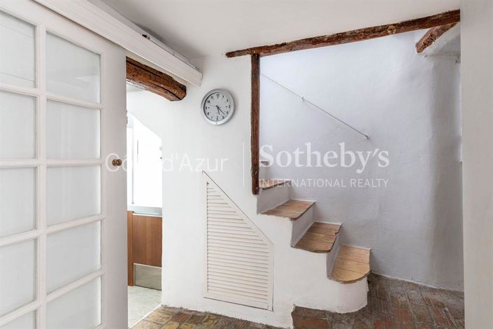 Image No.4-2 Bed House for sale